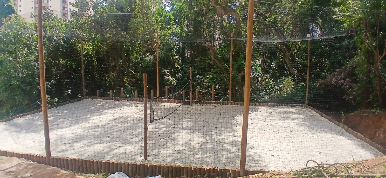 Quadra de Beach Sustentável em Área Permeável